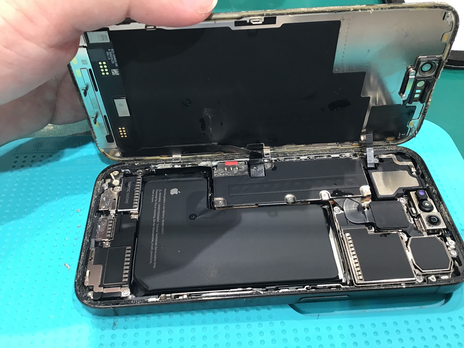 水没してしまったiPhone14Proの修理を承りました！【スマホ修理工房丸井錦糸町店】